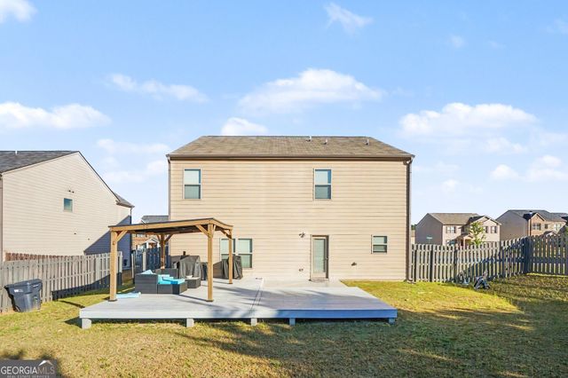 216 Loganview Drive, Loganville, GA 30052