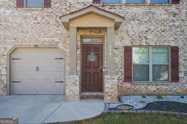 216 Loganview Drive, Loganville, GA 30052