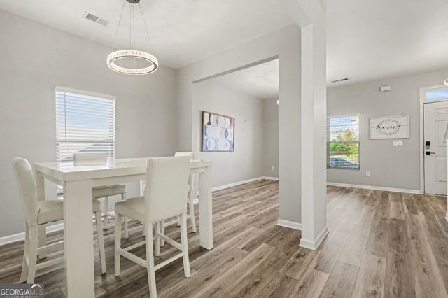216 Loganview Drive, Loganville, GA 30052