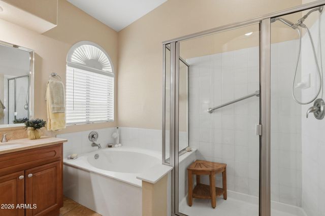 1101 W DAVIS Road, Phoenix, AZ 85023