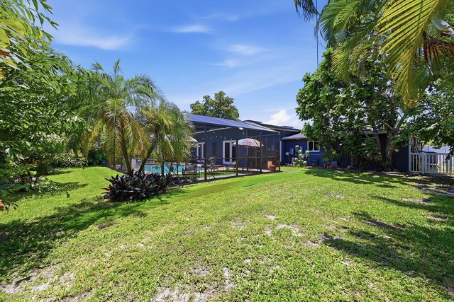 816 NW 66th Avenue, Plantation, FL 33317