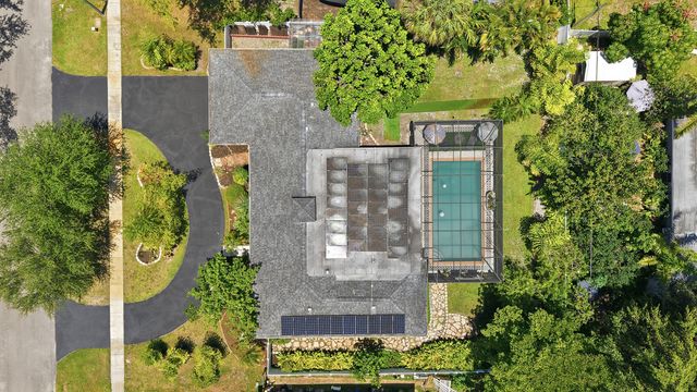 816 NW 66th Avenue, Plantation, FL 33317