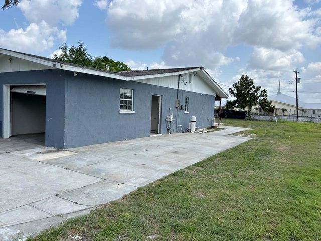 6329 11TH STREET COURT E, Bradenton, FL 34203