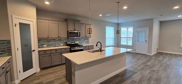 2432 O'Connor Ranch Drive, Weatherford, TX 76087