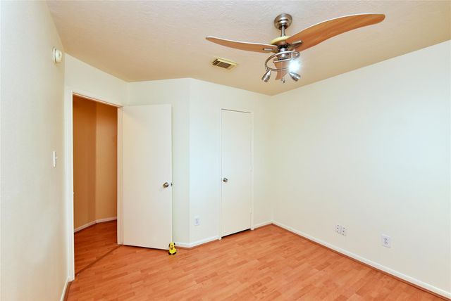 18302 Campbellford Drive, Tomball, TX 77377