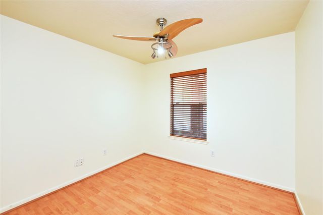 18302 Campbellford Drive, Tomball, TX 77377