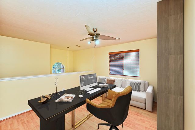 18302 Campbellford Drive, Tomball, TX 77377