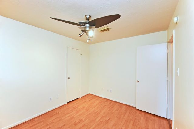 18302 Campbellford Drive, Tomball, TX 77377