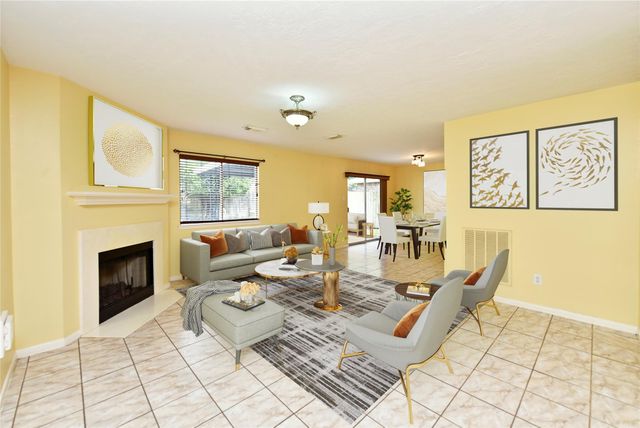 18302 Campbellford Drive, Tomball, TX 77377