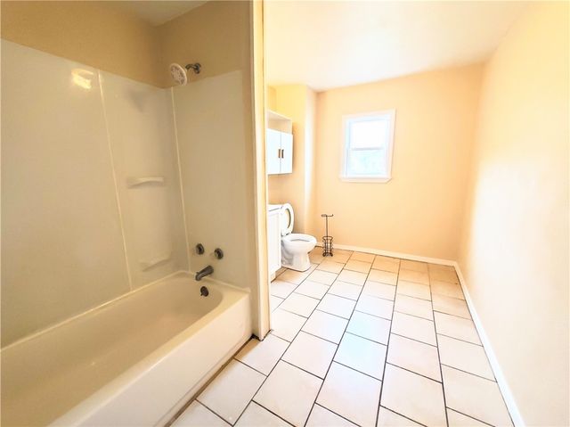 114 Earl St, Elliott, PA 15204