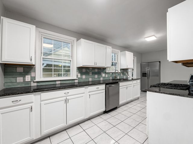 1052 Geers Avenue, Columbus, OH 43206