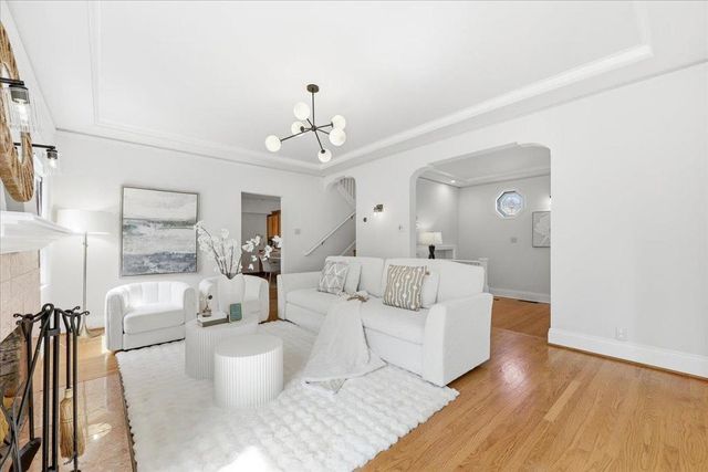 620 Vera Avenue, Redwood City, CA 94061