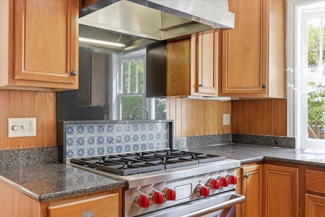 620 Vera Avenue, Redwood City, CA 94061