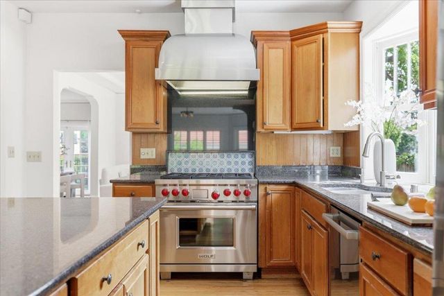 620 Vera Avenue, Redwood City, CA 94061