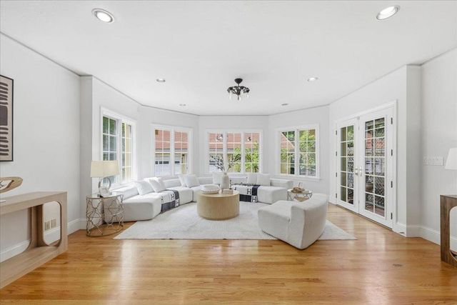 620 Vera Avenue, Redwood City, CA 94061