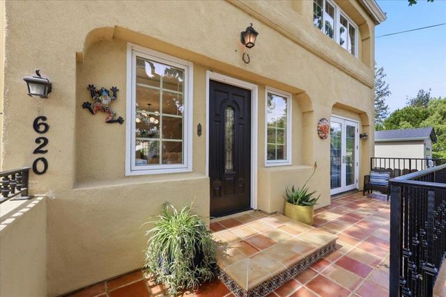 620 Vera Avenue, Redwood City, CA 94061