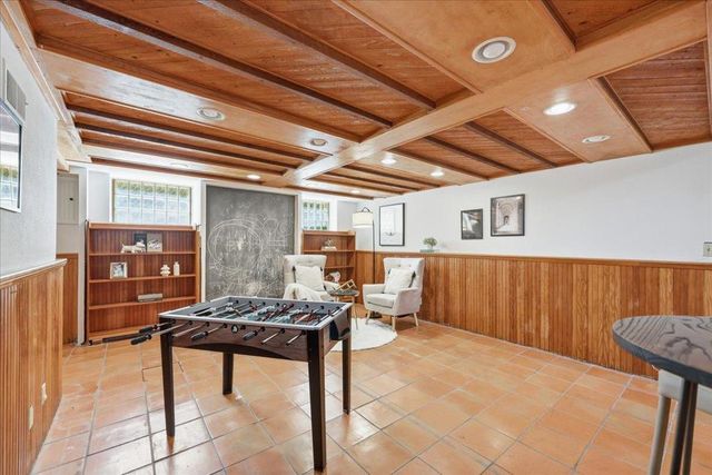 620 Vera Avenue, Redwood City, CA 94061