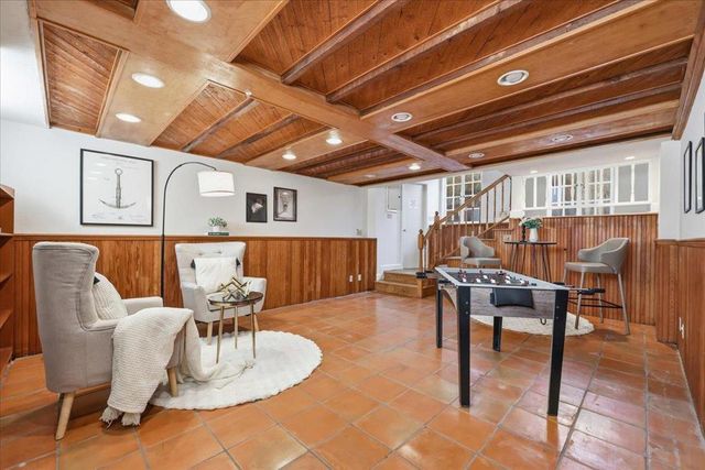 620 Vera Avenue, Redwood City, CA 94061