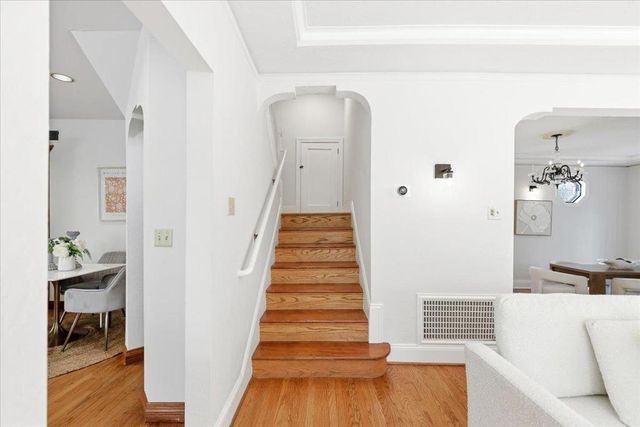 620 Vera Avenue, Redwood City, CA 94061