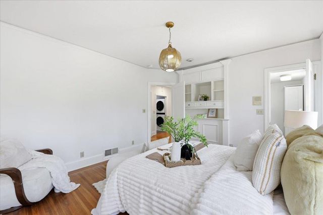 620 Vera Avenue, Redwood City, CA 94061