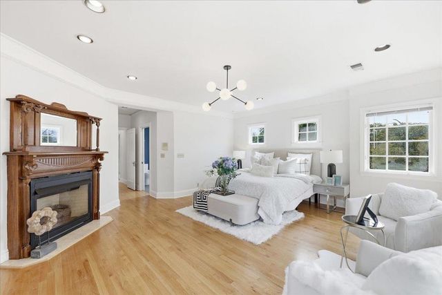 620 Vera Avenue, Redwood City, CA 94061