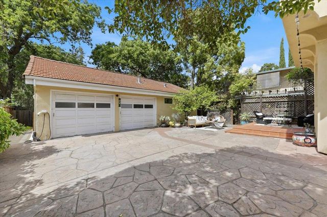 620 Vera Avenue, Redwood City, CA 94061