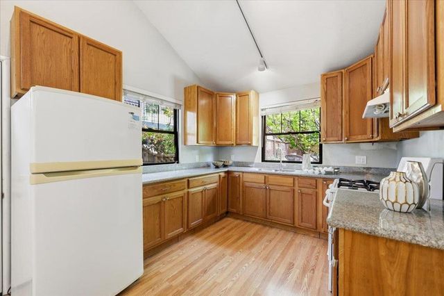 620 Vera Avenue, Redwood City, CA 94061