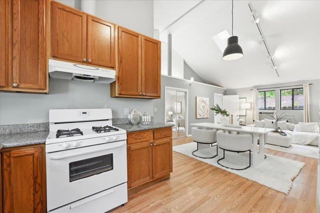 620 Vera Avenue, Redwood City, CA 94061