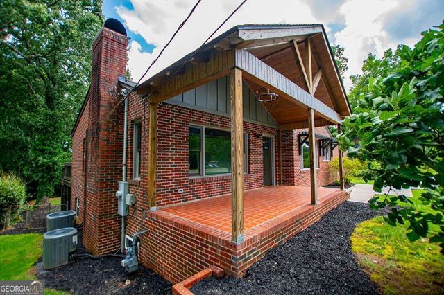2024 Maple Street, Carrollton, GA 30117