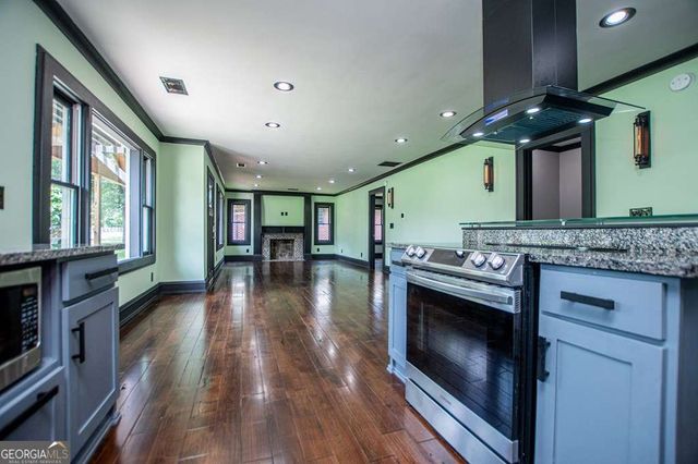 2024 Maple Street, Carrollton, GA 30117