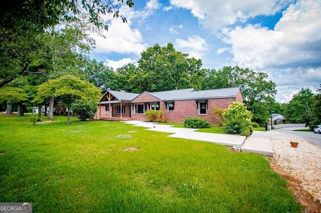 2024 Maple Street, Carrollton, GA 30117