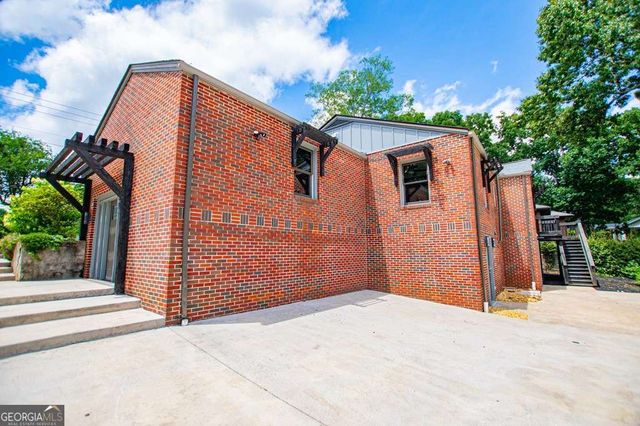 2024 Maple Street, Carrollton, GA 30117