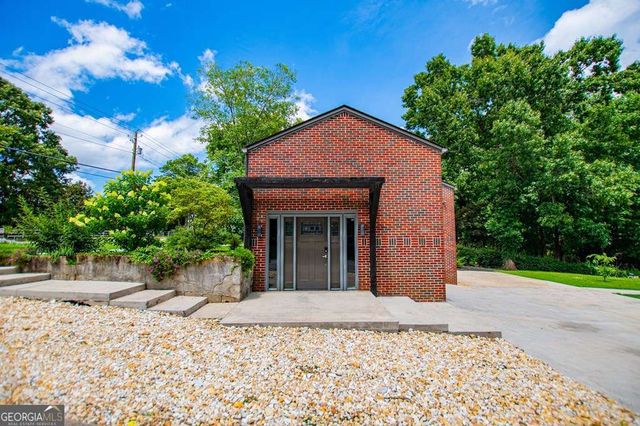 2024 Maple Street, Carrollton, GA 30117