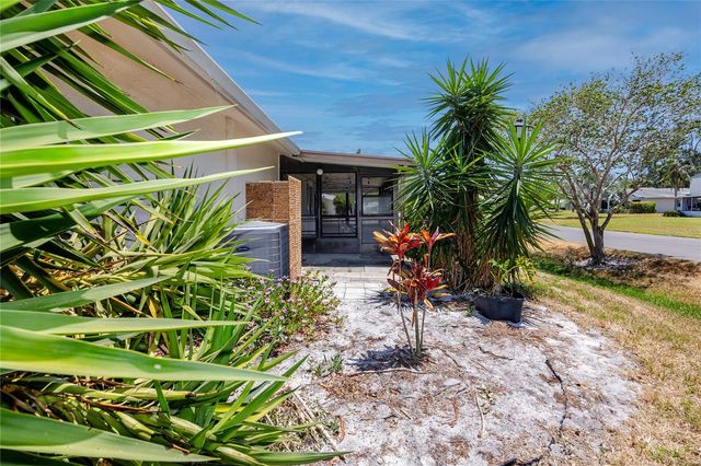 3139 38TH STREET S A, St Petersburg, FL 33711