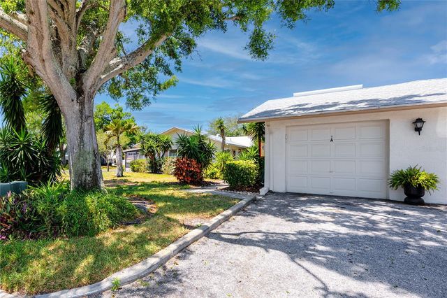 3139 38TH STREET S A, St Petersburg, FL 33711