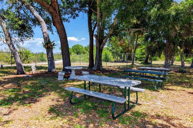 3139 38TH STREET S A, St Petersburg, FL 33711