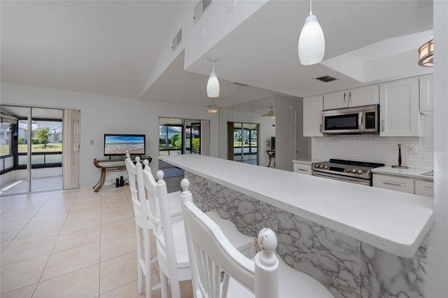 3139 38TH STREET S A, St Petersburg, FL 33711