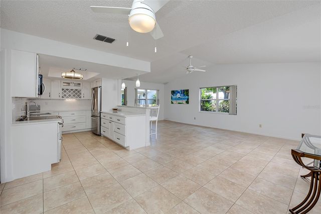 3139 38TH STREET S A, St Petersburg, FL 33711