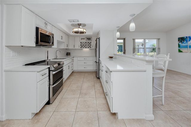 3139 38TH STREET S A, St Petersburg, FL 33711