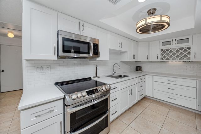 3139 38TH STREET S A, St Petersburg, FL 33711