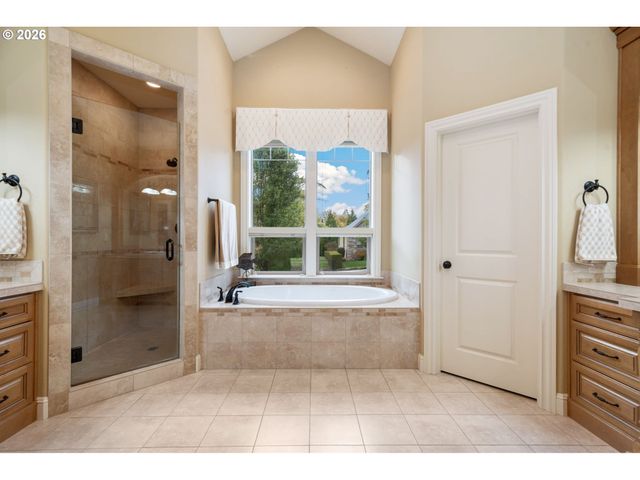 4332 Se 166TH Ct, Vancouver, WA 98683