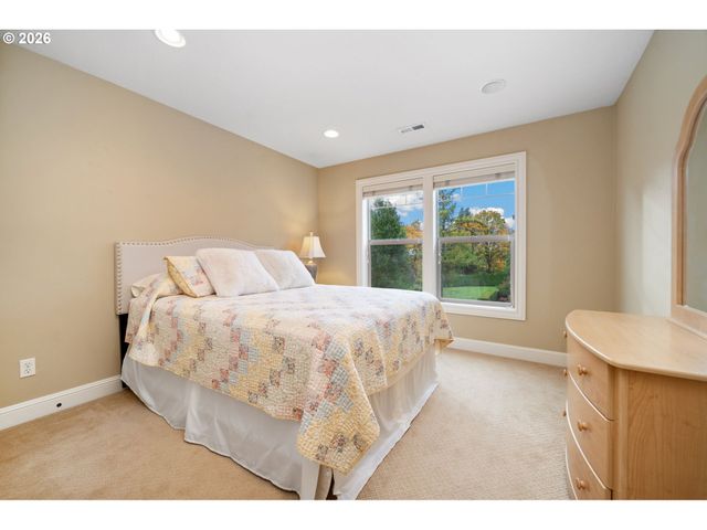 4332 Se 166TH Ct, Vancouver, WA 98683