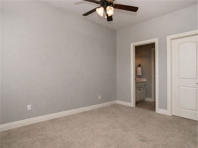 2711 S Haley Court, Rogers, AR 72758