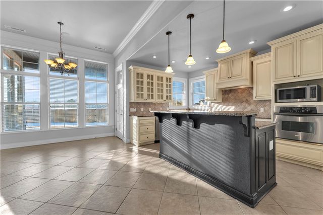 2711 S Haley Court, Rogers, AR 72758