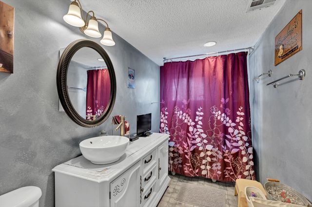 316 N Blaine St, Wellington, KS 67152