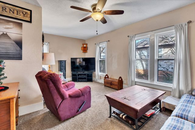 316 N Blaine St, Wellington, KS 67152