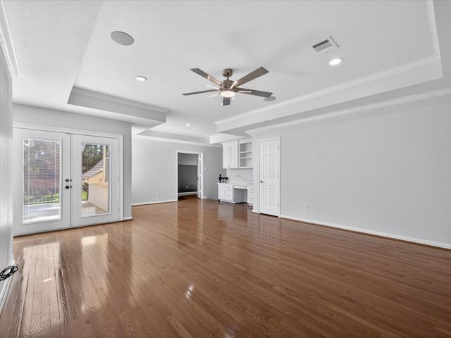 11 Gleannloch Estates Drive, Spring, TX 77379