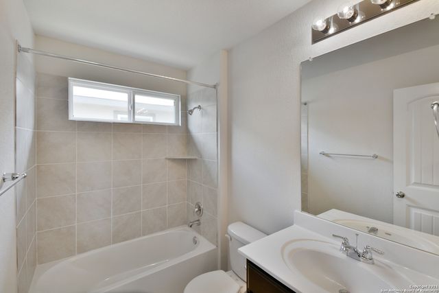 1719 Garnet Spring, San Antonio, TX 78245