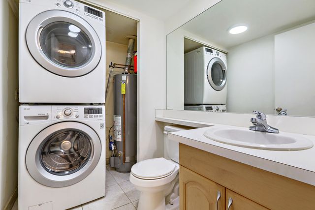 2403 24th Lane, Palm Beach Gardens, FL 33418