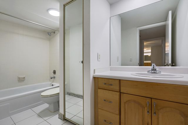 2403 24th Lane, Palm Beach Gardens, FL 33418